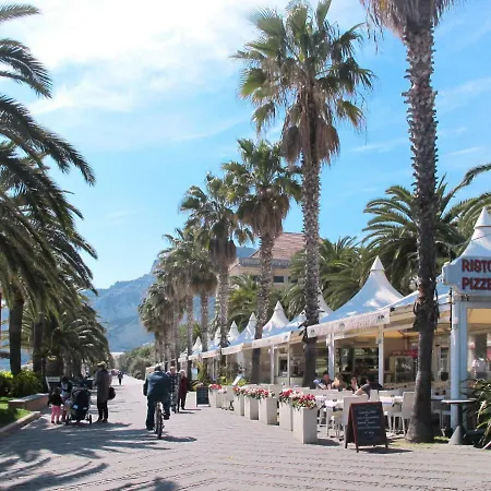 Feriehus Locazione Turistica Tra Mare E Monti Calice Ligure